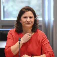 Affaire Mediapro : Roxana Maracineanu au soutien de la LFP