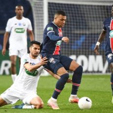 Ligue 1 : un point d’écart entre les deux premiers avant la dernière journée, une première depuis vingt ans